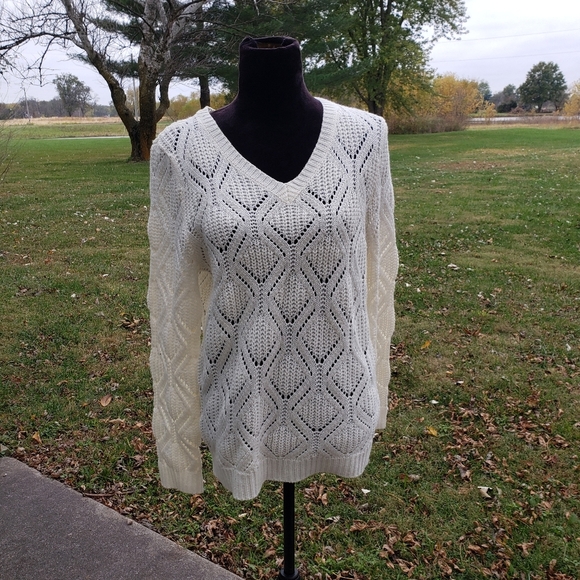 Forever 21 Sweaters - Ladies F21 Vneck Pullover Crochet Knit Sweater, Large, Ivory